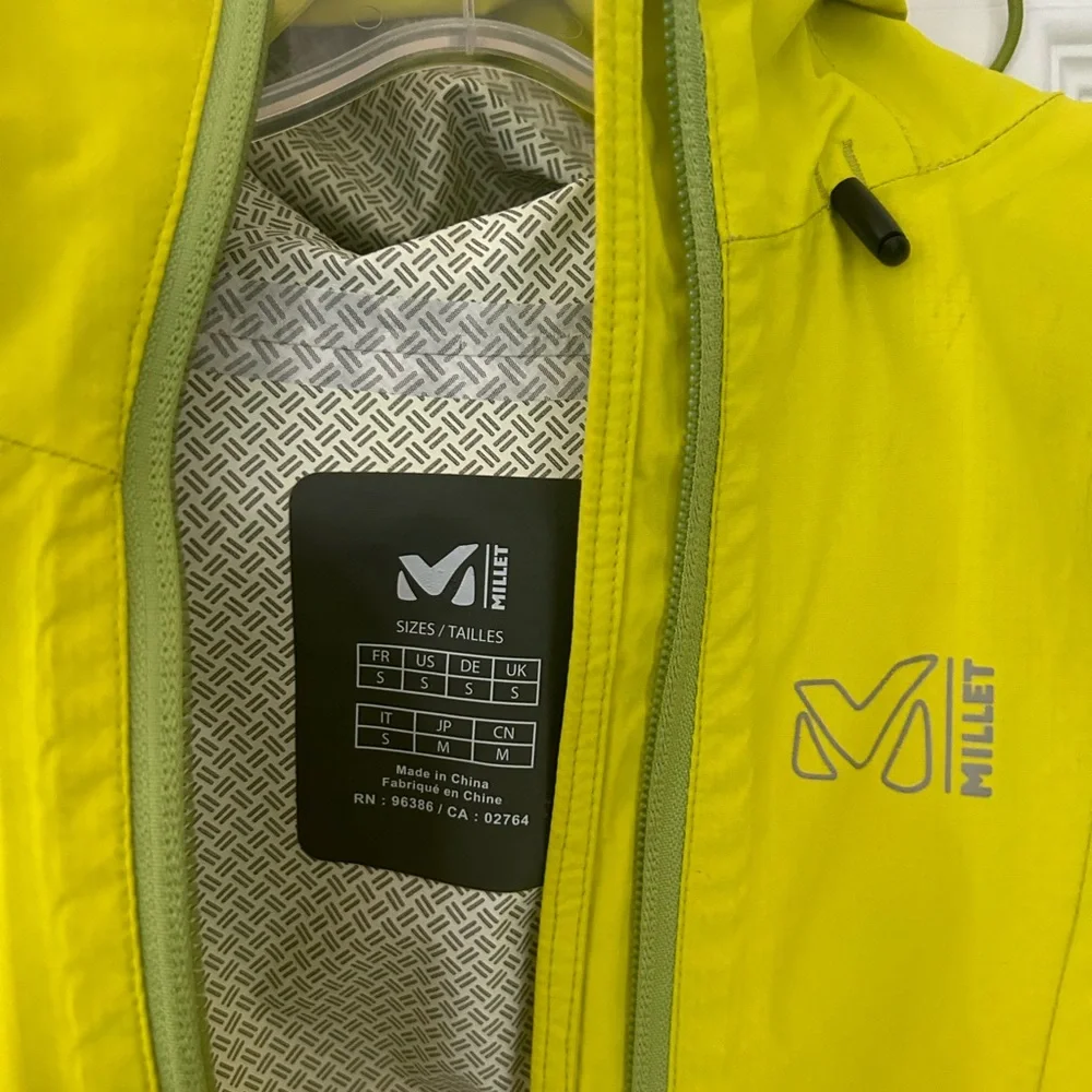 Millet Waterproof Shell - Picture 2 of 5